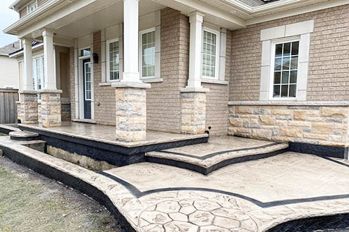 the golden curb canada